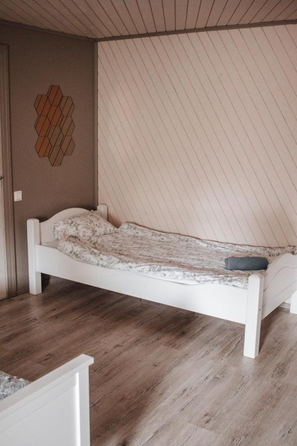 Rabbit Hotel Raiskums Εξωτερικό φωτογραφία