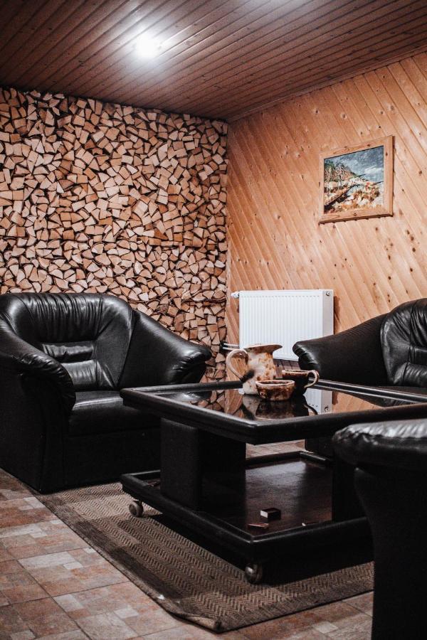 Rabbit Hotel Raiskums Εξωτερικό φωτογραφία